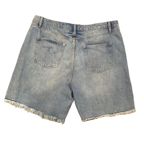 NWOT WILD FABLE High Rise Bermuda Distressed Denim Shorts 18 - Picture 3 of 9